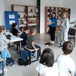 Czytanie w bibliotece (3).jpg