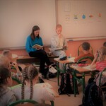 Czytanie w klasie 1a (4).jpg