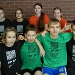 Drużyna dziewcząt i chłopców klas 7-8 na Igrzyskach Młodzieży Szkolnej w Tenisie Stołowym.jpg