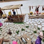 Fragment makiety ukazujące 2 stragany z żywnością..jpg