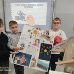 Prezentacja efektów pracy nad projektem o kosmosie..jpg