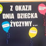 tablica w świetlicy dzień dziecka.jpeg