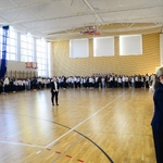 Szkoła do hymnu - społeczność szkolna.jpg