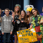 szkolna drużyna Flying Butter z trenerką.jpg