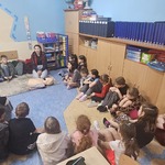 9-uczniowie poznają zasady pierwszej pomocy.jpg